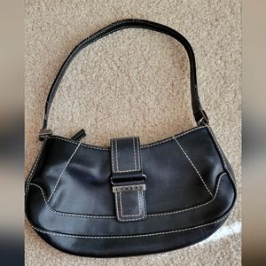 Vintage Guess Y2k Leather Black Hobo Shoulder Bag slight wear on strap. Otherwis